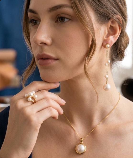 Handcrafted 18K Gold Vermeil & Freshwater Pearl Jewelry Set - Artisan Collection